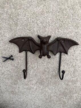 Iron Bat Wall Hook